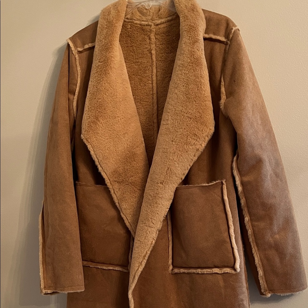 Altar’d State Tan Sherpa Reversible Faux Suede Jacket Size Large
